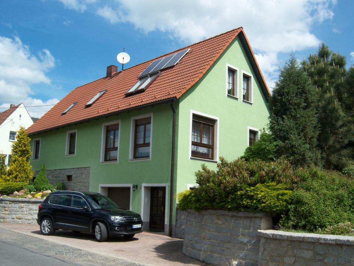 Ferienwohnung "An Der St. Ludmila" Crostwitz Extérieur photo