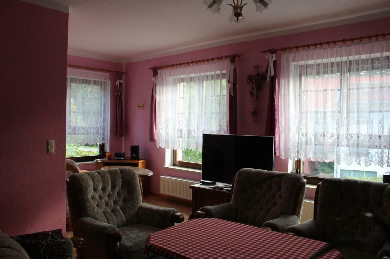 Ferienwohnung "An Der St. Ludmila" Crostwitz Extérieur photo