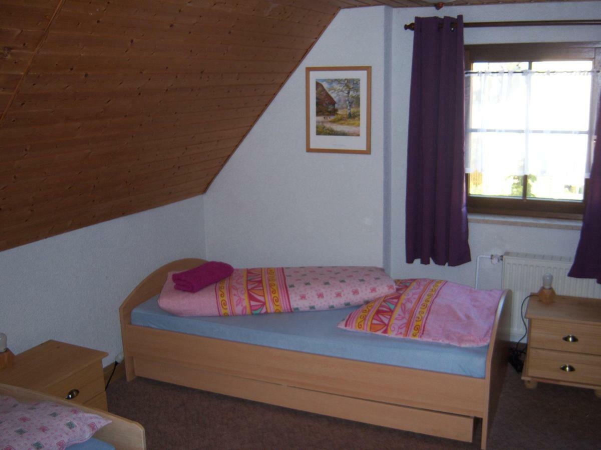 Ferienwohnung "An Der St. Ludmila" Crostwitz Extérieur photo