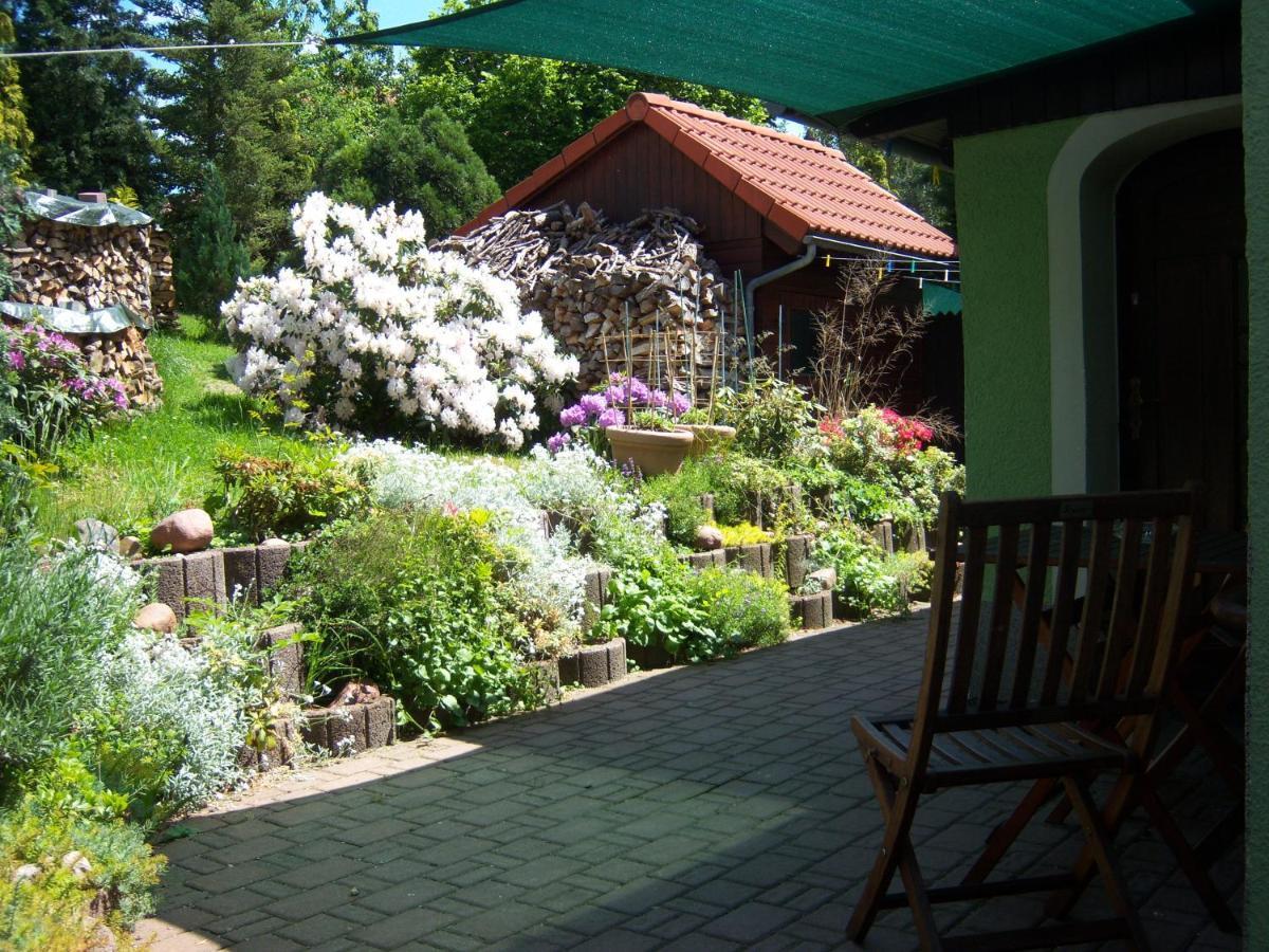 Ferienwohnung "An Der St. Ludmila" Crostwitz Extérieur photo